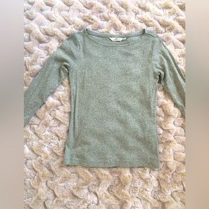 Vineyard Vines boatneck cotton tee. Long sleeve